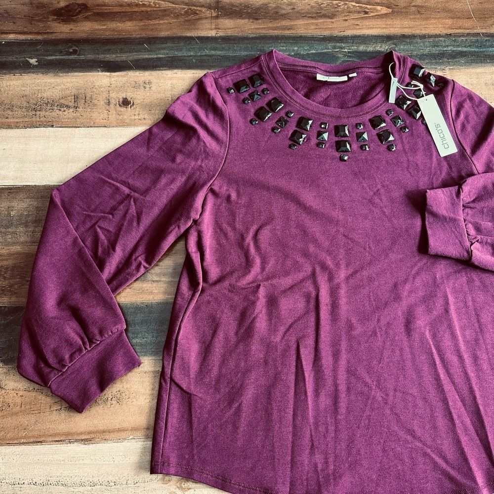 Chico’s Size 1 Zenergy Rhinestone Neck Sweatshirt